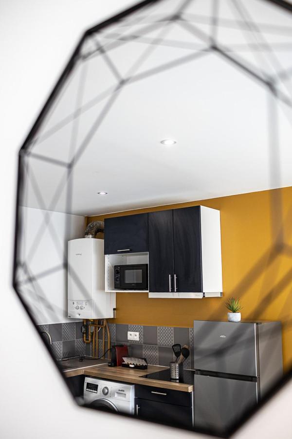 Escape Time - Paris Apartment ฌ็องตีญี ภายนอก รูปภาพ